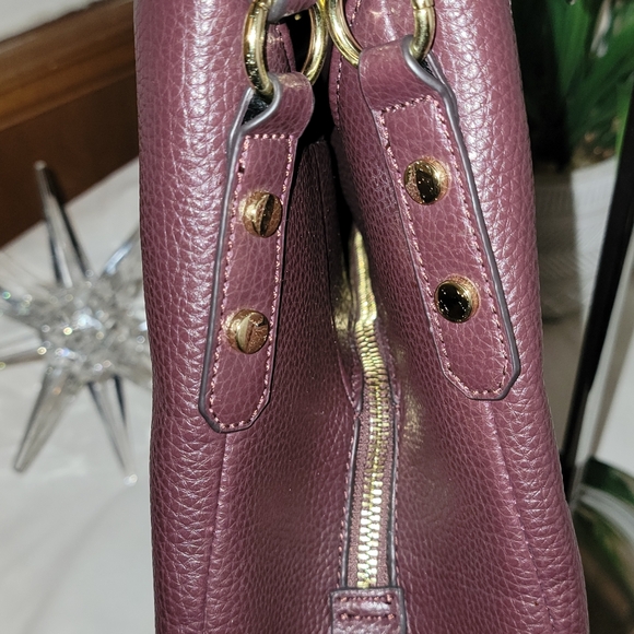 Anne Klein - Picture 9 of 9